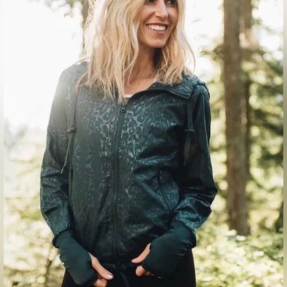 ZYIA ACTIVE Jade Bomber Jacket Size XS - Picture 1 of 10
